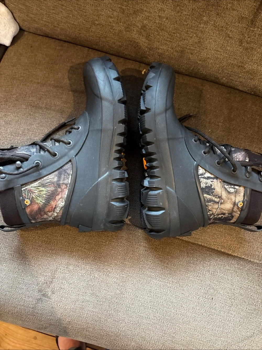 Bogs Mens Arcata Urban Mid Winter Boot Chocolate Camo Men's Size 9